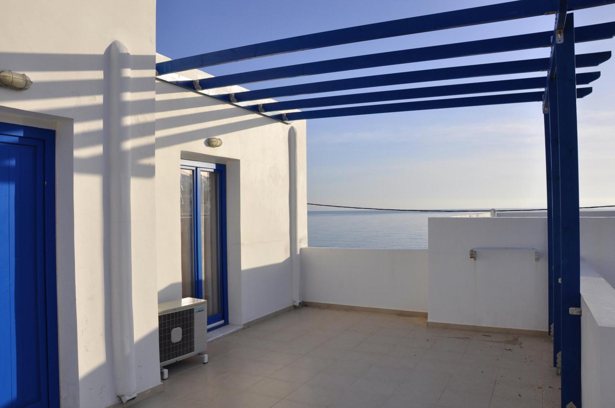 Ellibay Aparthotel Livadia  Buitenkant foto