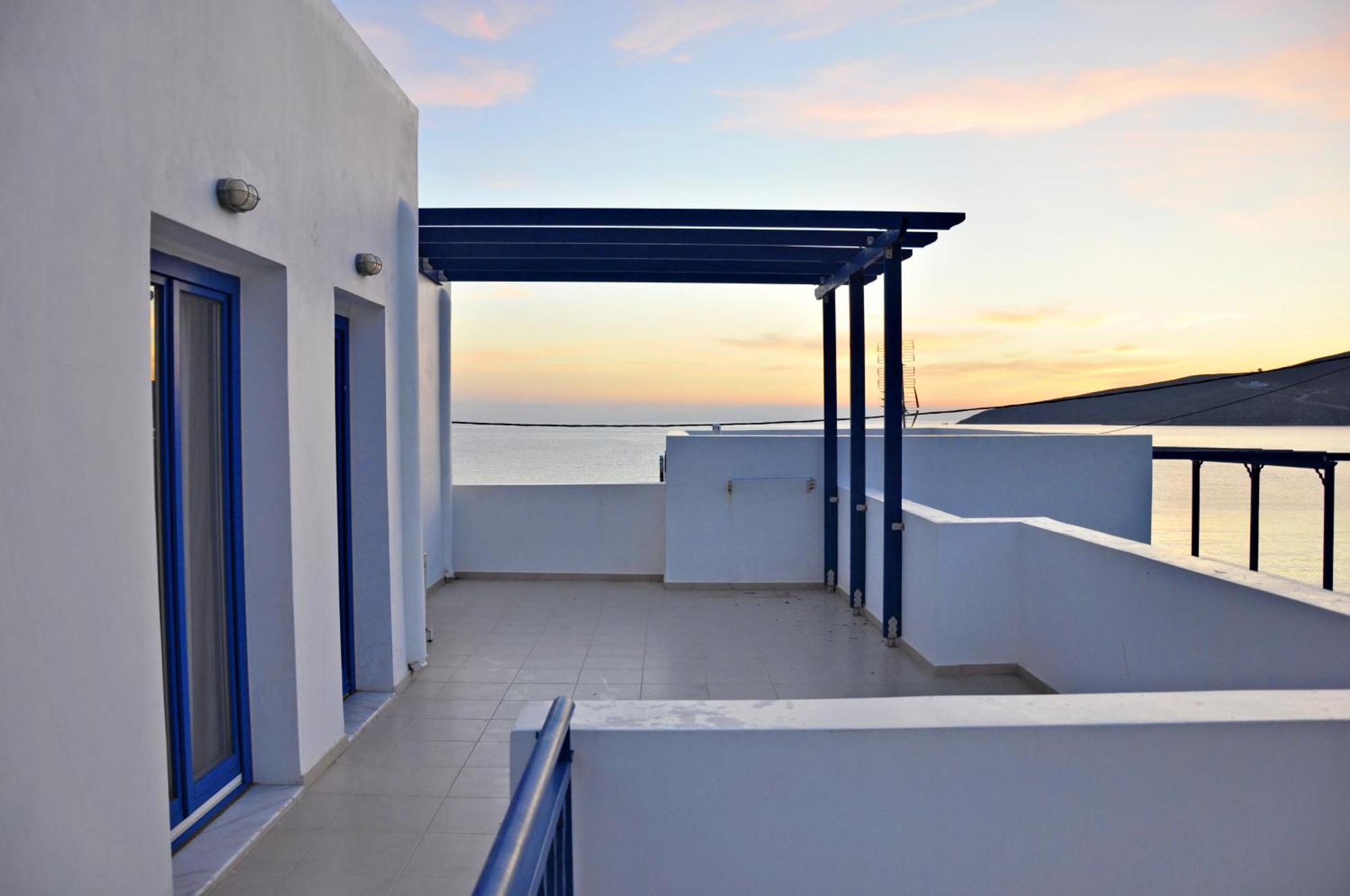 Ellibay Aparthotel Livadia  Buitenkant foto