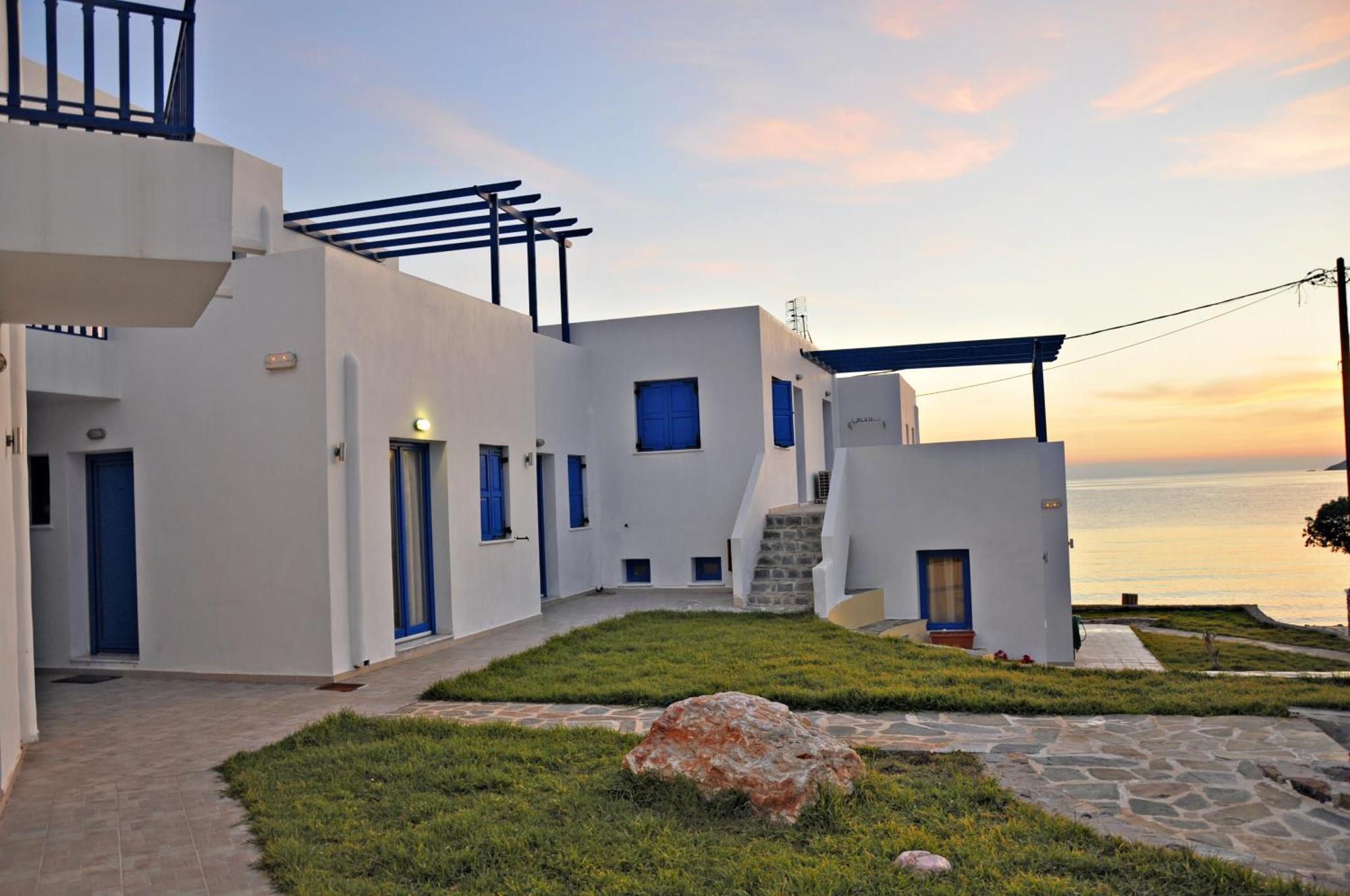 Ellibay Aparthotel Livadia  Buitenkant foto
